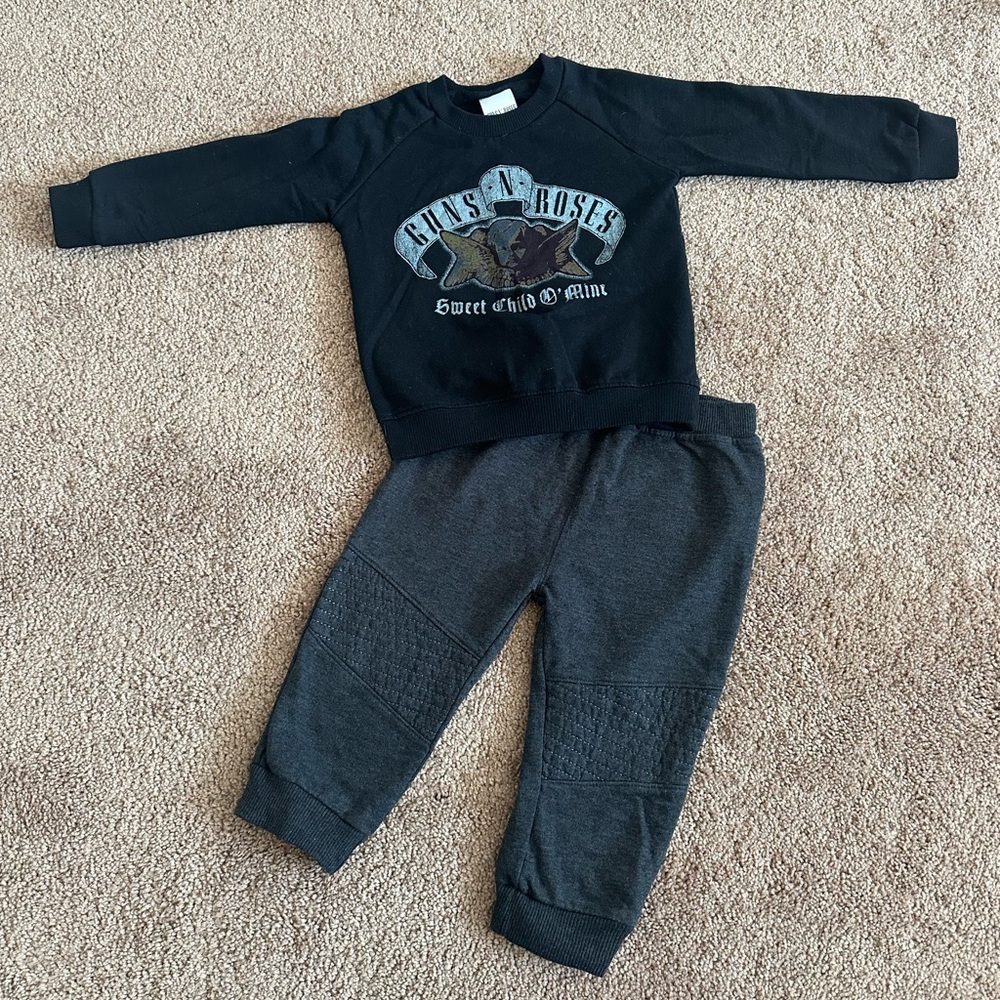 Guns-N-Roses Kids Black and Gray Sweatshirt and Pants Set -18 Months
